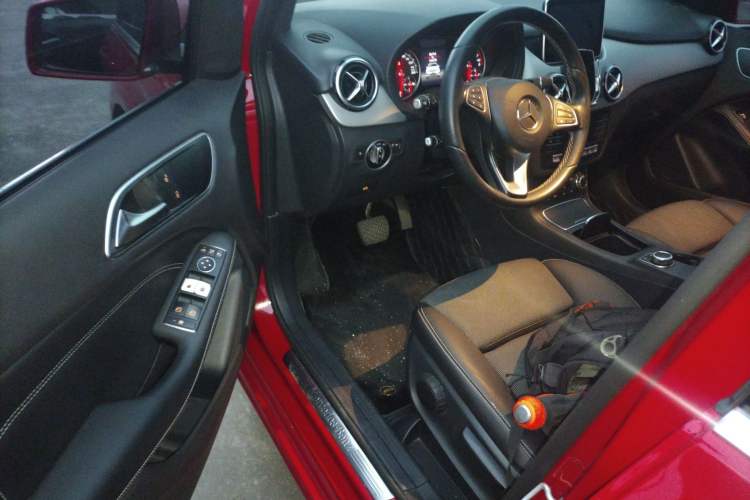 Used Mercedes-Benz B-Class 2015 B 200 Sport Edition
