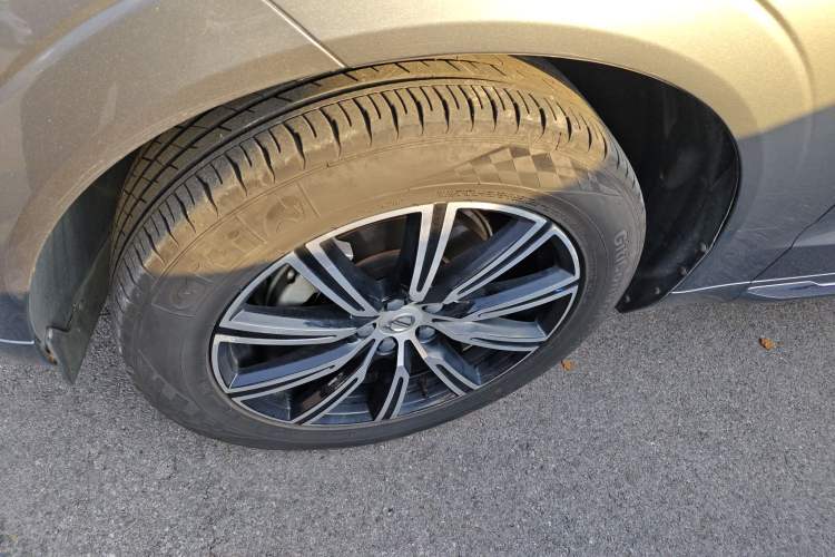 Used Volvo XC60 2021 T5 4x4 Smart Luxury Edition