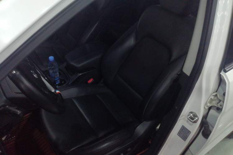 Used Hyundai Santa Fe 2013 2.4L Automatic Two-Wheel Drive Smart Version
