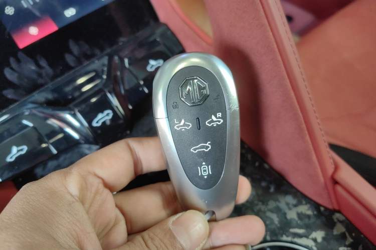 Used MG Cyberster 2024 501km Charming & Heartwarming Edition
