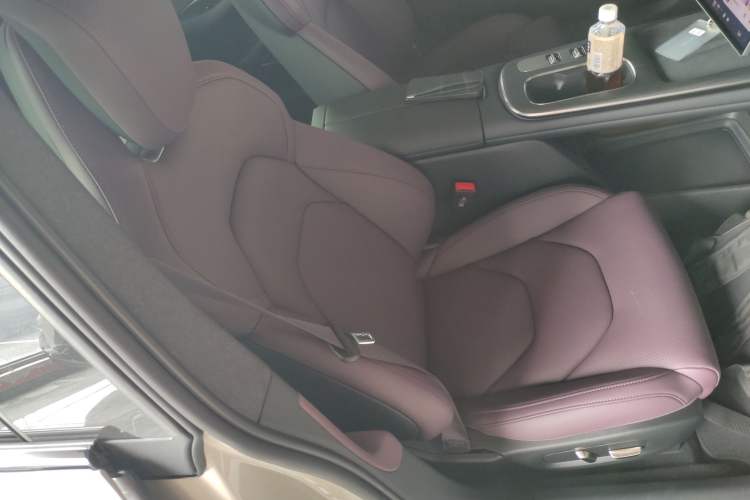 Used  SU7 2024 Rear-Drive Long-Range Intelligent Driving Version
