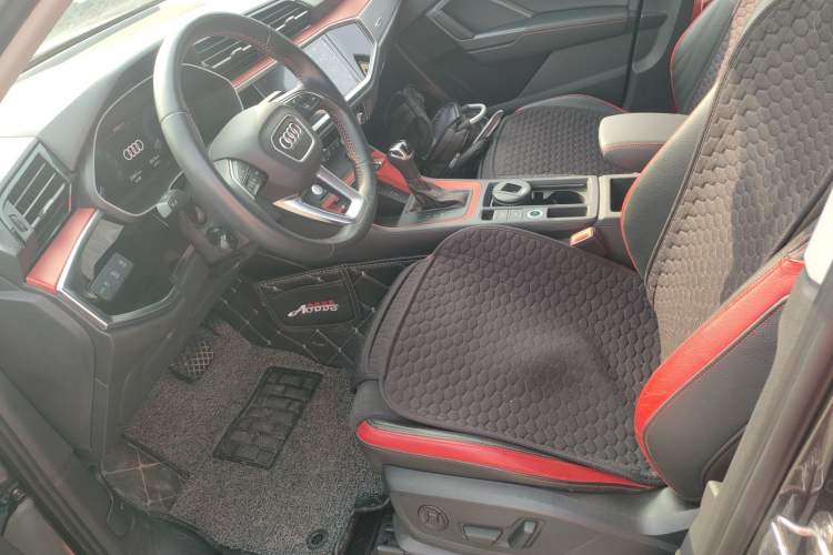 Used Audi Q3 2019 35 TFSI Advanced Dynamic Edition
