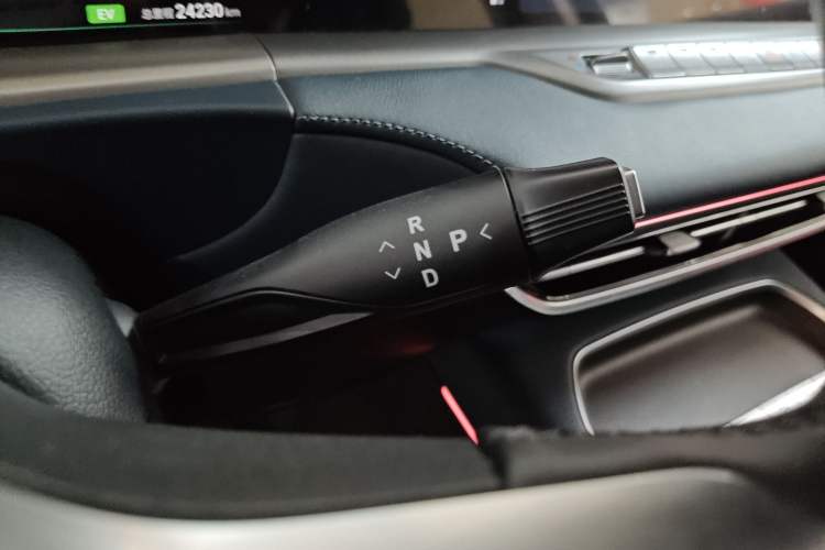 Used VOYAH FREE 2024 Ultra-Long Range Intelligent Driving Version
