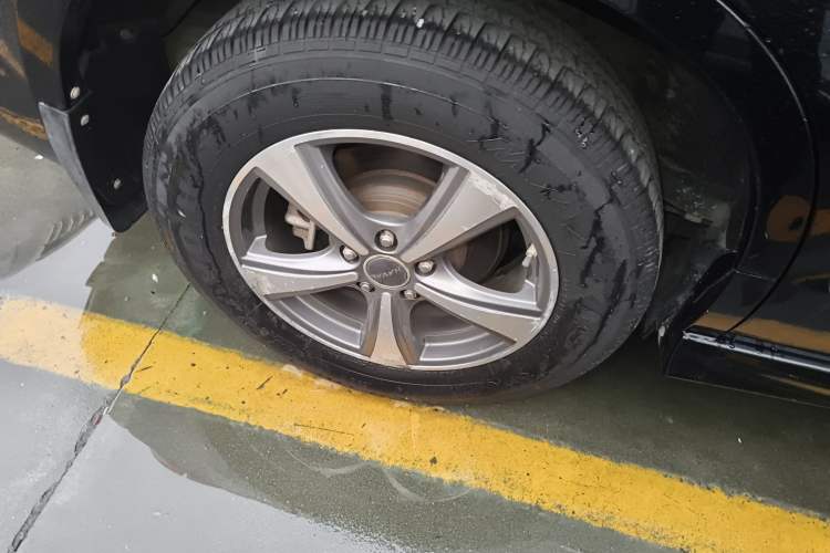 Used Haval H6 2016 Upgraded Model 1.5T Automatic Two-Wheel Drive Elite Version
