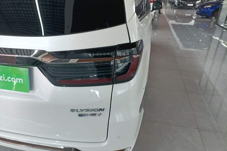 Used Honda Elysion 2022 2.0L eHEV Prestige Edition