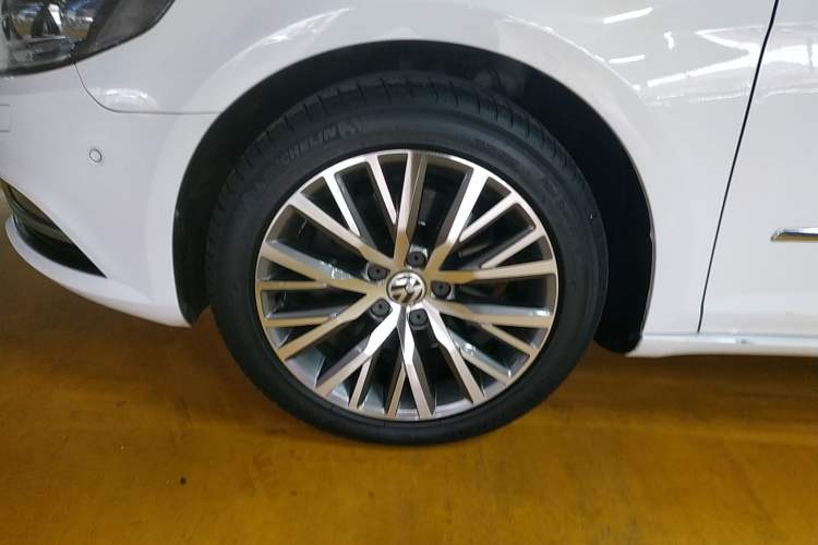 Used Volkswagen FAW-Volkswagen CC 2015 2.0 TSI Ultimate Model
