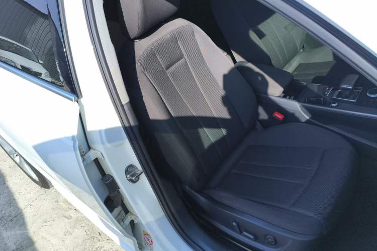 Used Audi A4L 2019 40 TFSI Ambition China VI