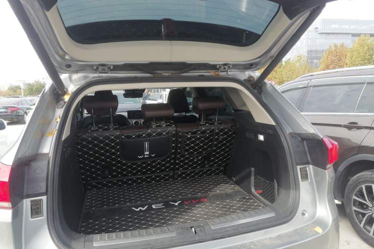 Used Wey VV6 2018 2.0T Four-Wheel Drive Flagship Version China V Standard
