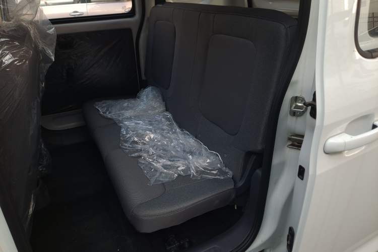 Used Wuling Zhiguang New Energy 2025 Comfort Model