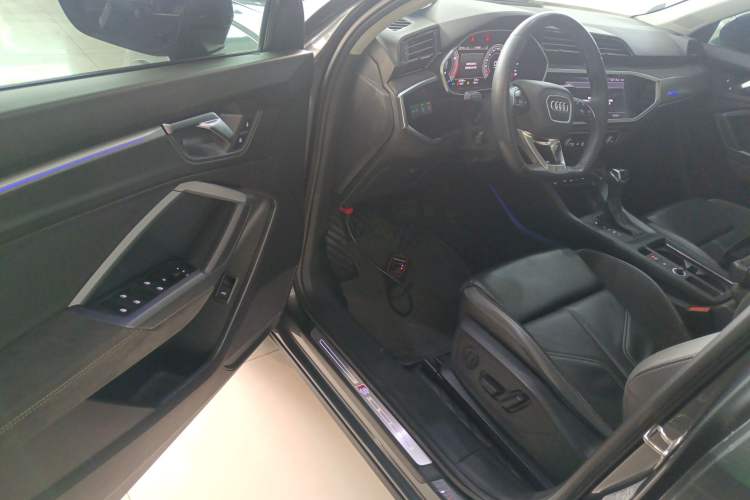 Used Audi Q3 Sportback 2022 40 TFSI Fashion Model
