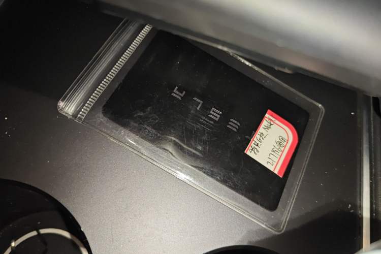 Used Tesla Model Y 2023 Rear-Wheel-Drive Version
