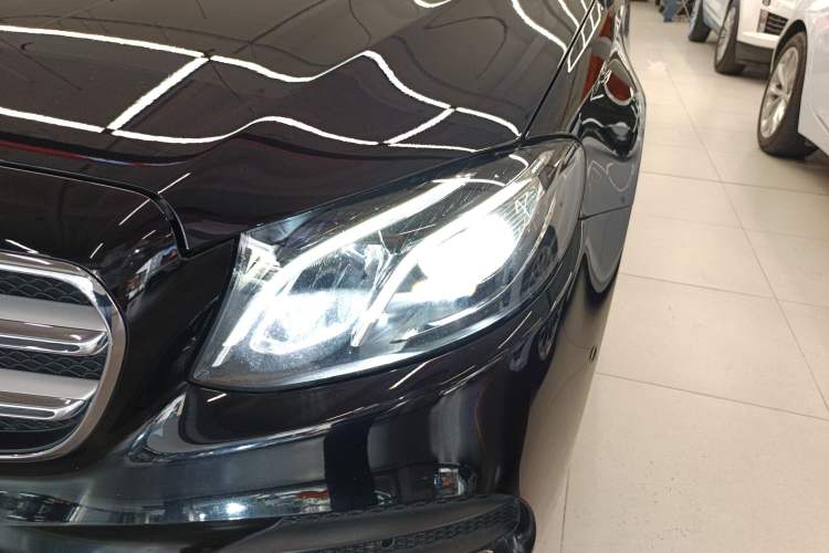 Used Mercedes-Benz E-Class 2019 Restyled E 300 L Sporty and Stylish Edition
