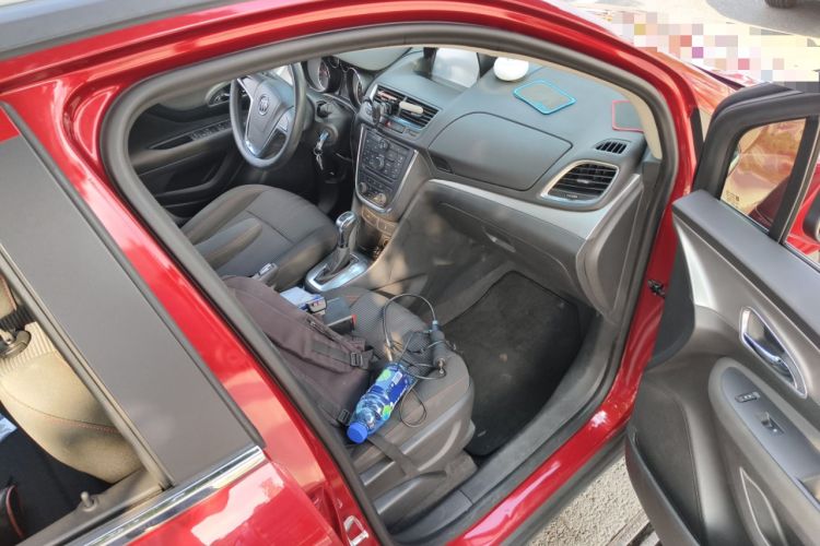 Used Buick Encore 2015 1.4T Automatic Two-Wheel Drive Urban Elite Version
