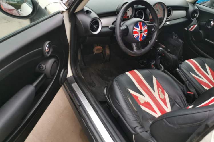 Used MINI MINI 2011 1.6L ONE
