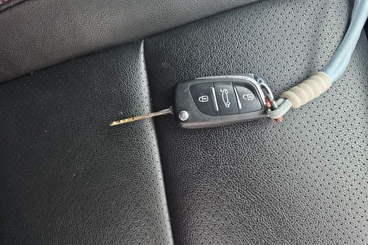 Used Toyota YARiS L 2016 Revised 1.5E CVT Charming Edition
