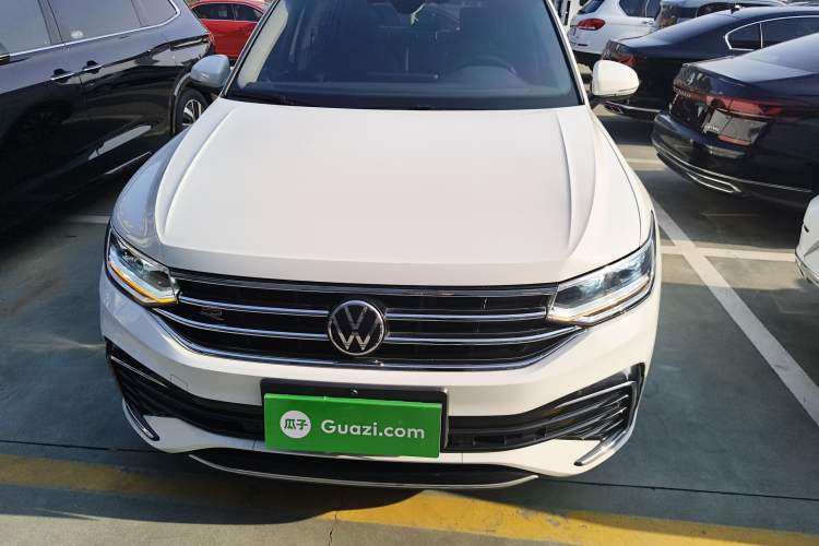 Used Volkswagen Tiguan L 2023 330TSI Automatic Two-Wheel Drive R-Line Enjoyment Edition
