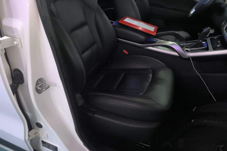 Used Geely Auto Emgrand X7 Sport 2016 1.8TD Automatic Smart Model