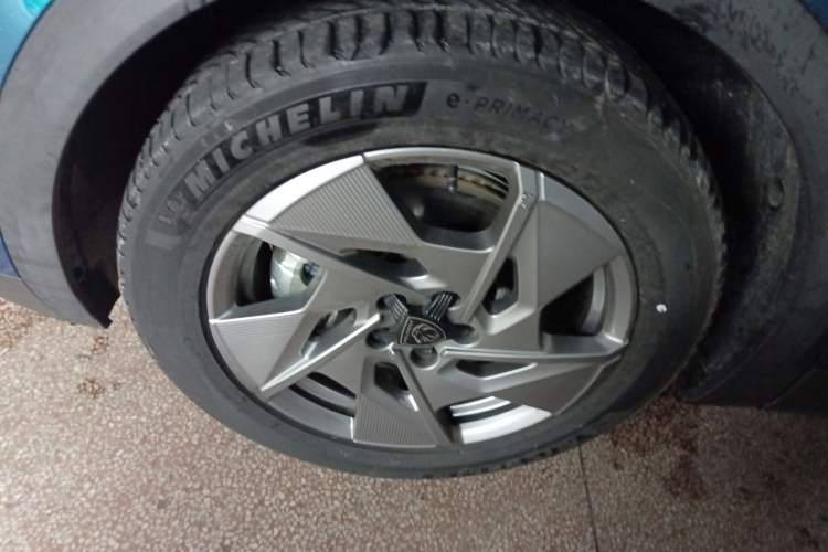 Used Peugeot 408X 2023 Active Version
