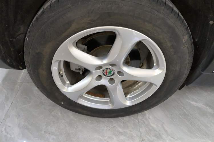 Used Alfa Romeo Stelvio 2017 2.0T 200HP Elite Edition