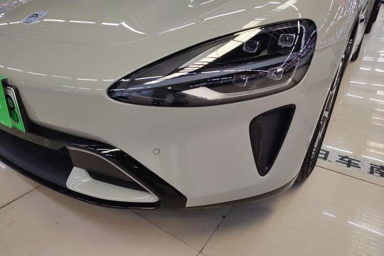 Used  SU7 2024 Rear-Drive Ultra-Long Range Advanced Pro-Level Intelligent Driving Version
