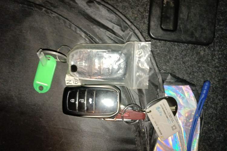 Used Toyota Crown 2015 2.0T Fashion Edition
