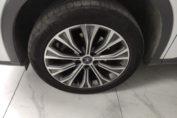 Used BYD Song Pro New Energy 2019 EV High-Power Luxury Model
