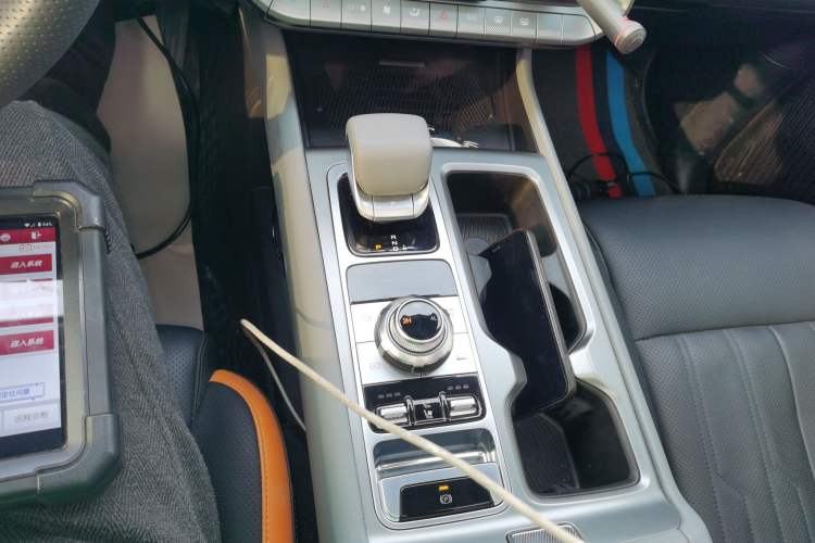 Used  BJ40 2024 2.0T All-New Urban Hunter Edition Ultimate Version
