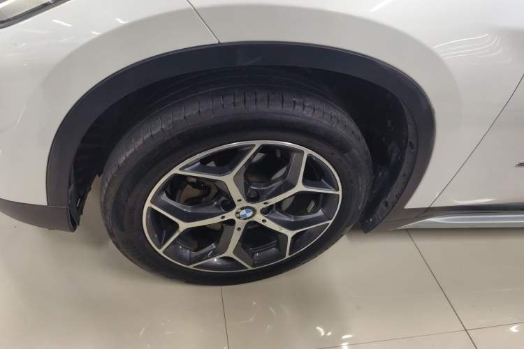 Used BMW X1 2018 sDrive18Li Luxury Model
