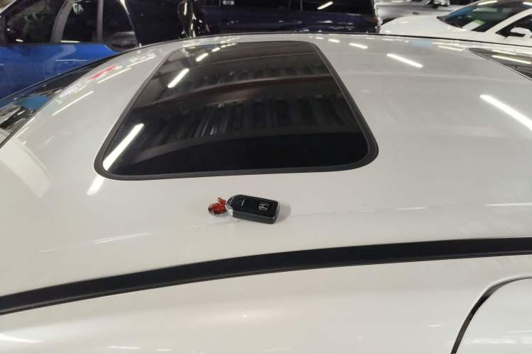 Used Honda Elysion 2022 2.0L eHEV Luxury Edition
