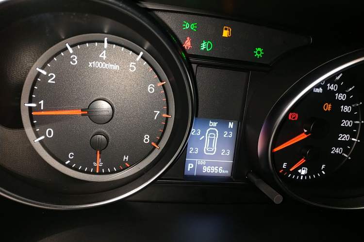 Used Haval M6 2021 PLUS 1.5T DCT Luxury Smart Connectivity Model
