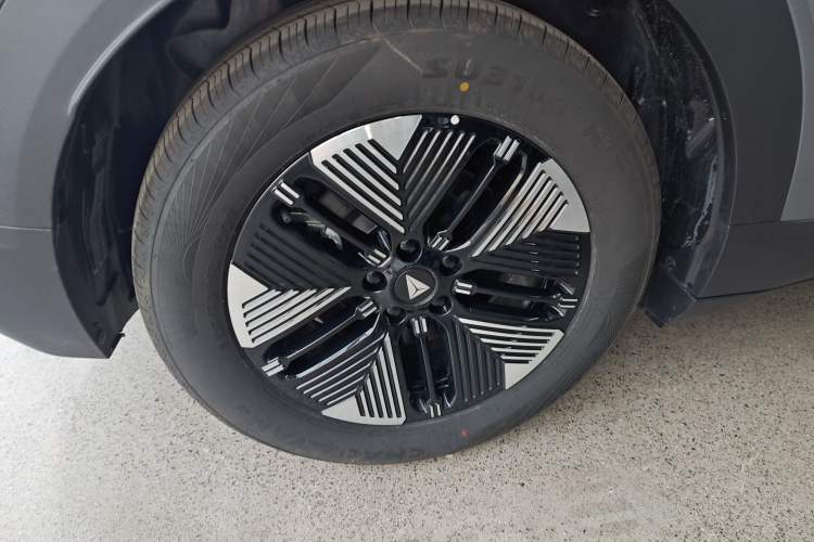 Used  S05 2024 200 Ultra Range-Extended Long-Range Version
