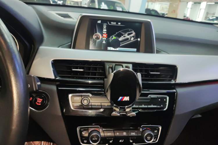 Used BMW X1 2016 sDrive18Li Premium Edition
