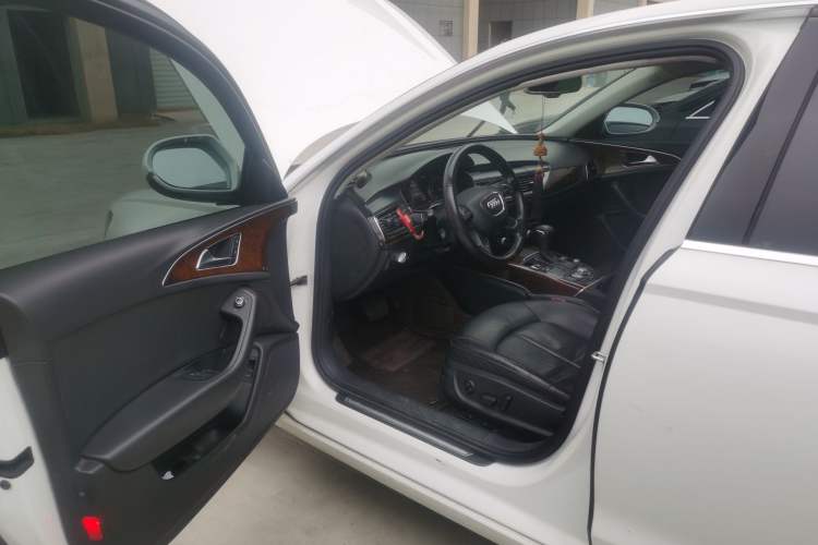 Used Audi A6L 2012 30 FSI Comfort Model
