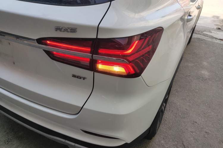 Used Roewe RX5 2019 20T Two-Wheel Drive Automatic Ali Smart Connectivity Platinum Edition
