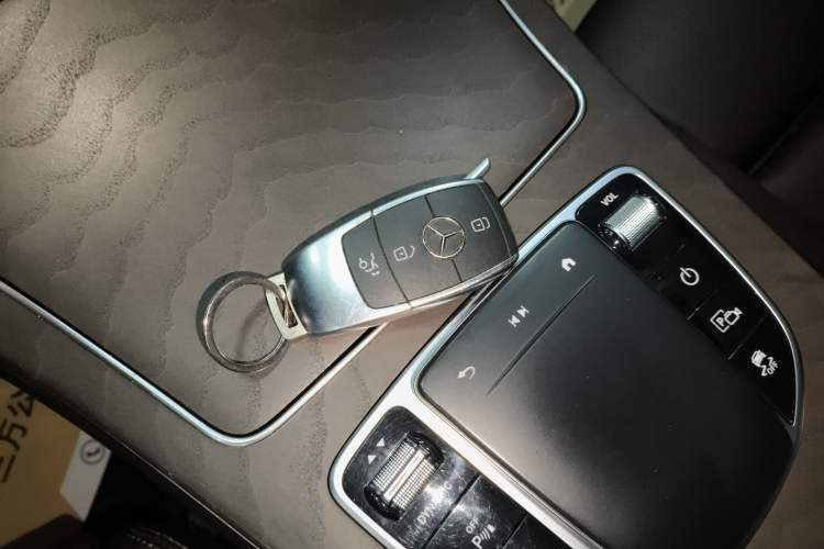 Used Mercedes-Benz GLC 2021 GLC 260 L 4MATIC Luxury Model