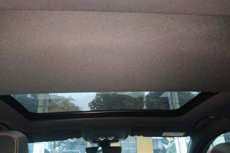 Used Jaguar XEL 2020 2.0T 200PS R-DYNAMIC Youth Sports Edition
