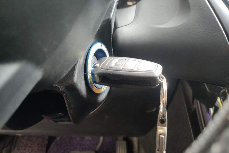 Used Ford Focus 2017 Hatchback EcoBoost 125 Automatic - Ultra-Powerful Style Edition with Smart Drive Features
