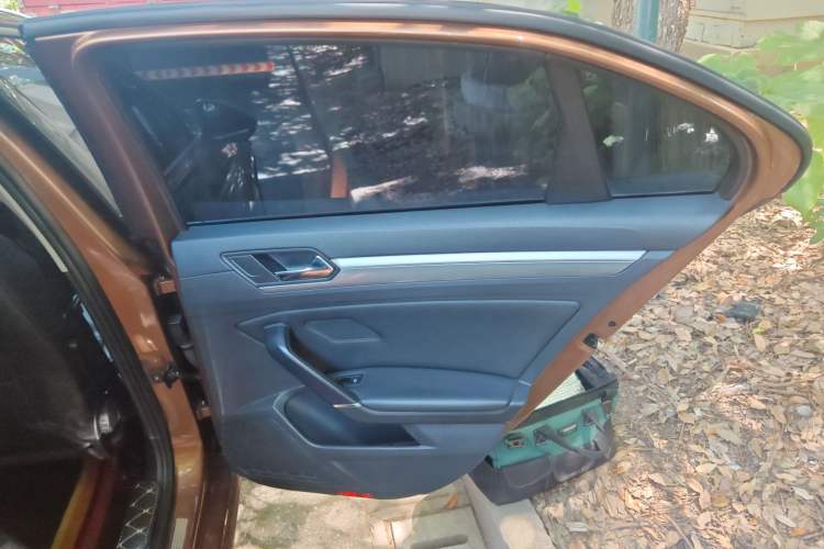 Used Volkswagen Lamando 2017 280TSI DSG Comfort Edition
