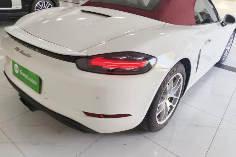 Used Porsche 718 2022 Boxster 2.0T
