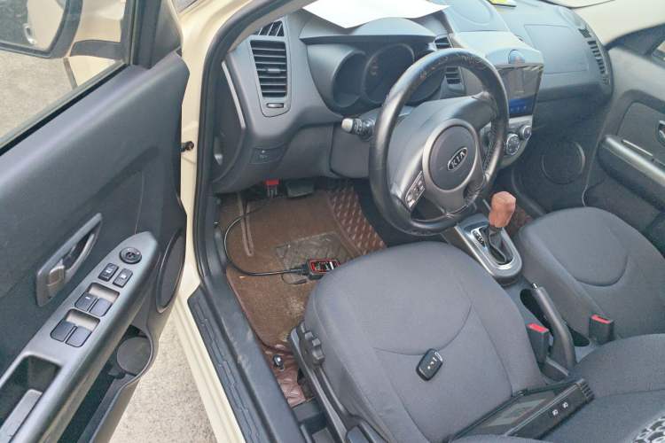 Used Kia Soul 2013 1.6L AT GL