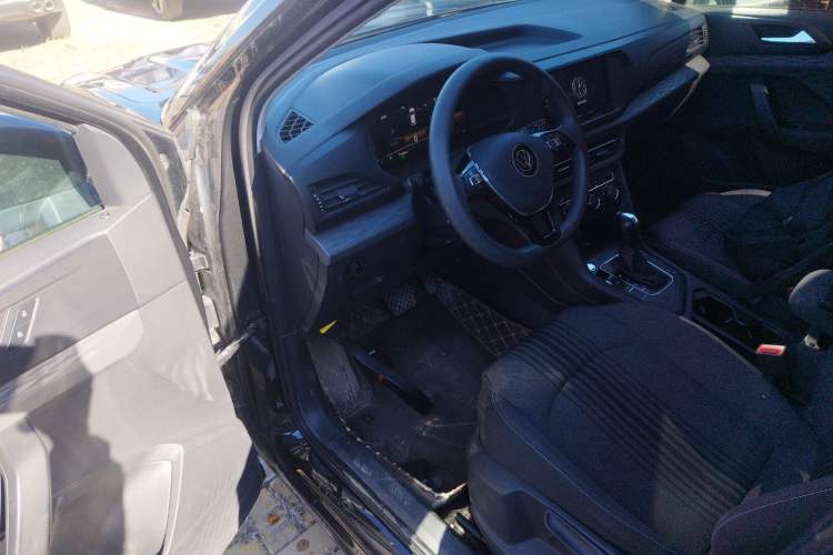 Used Volkswagen Tharu 2022 280TSI Two-Wheel Drive Trend Edition
