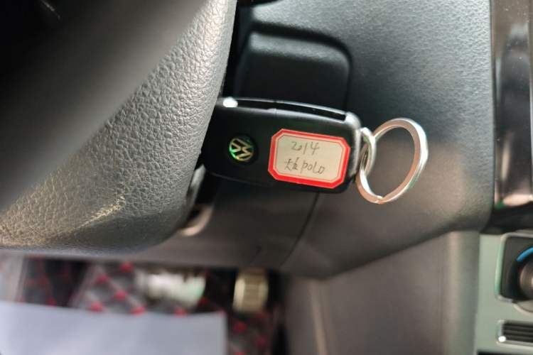 Used Volkswagen Polo 2014 1.6L Cross Polo Automatic