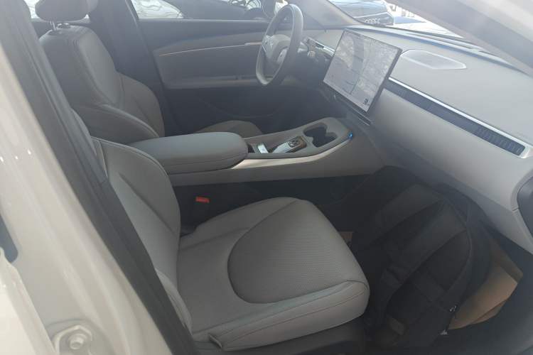 Used XPeng MONA M03 2024 620 with Ultra-Long Range