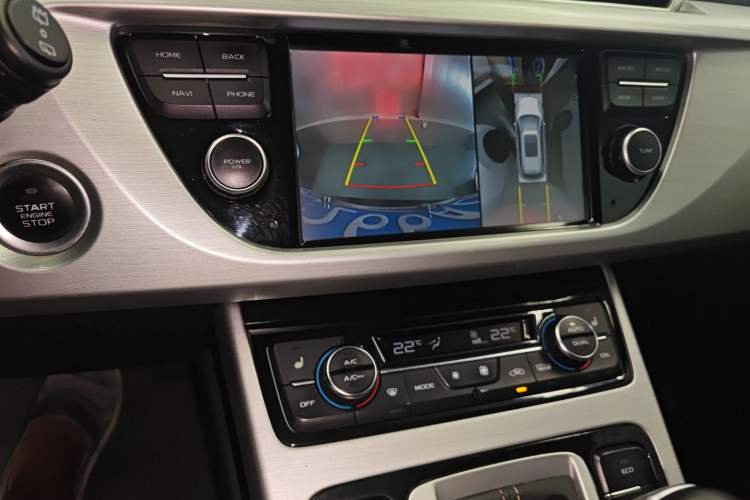 Used Geely Auto Emgrand X7 Sport 2016 1.8TD Automatic ZhiZun Version
