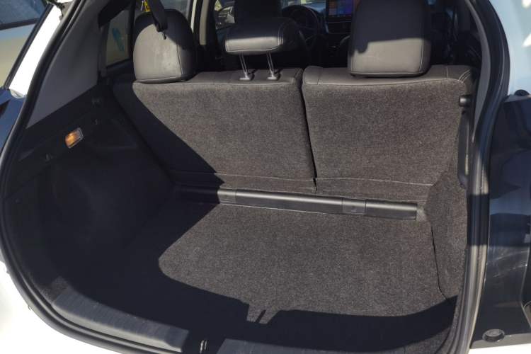 Used Toyota YARiS L 2022 X-Trail 1.5L CVT Leading PLUS Edition
