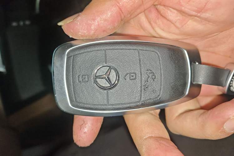 Used Mercedes-Benz GLE 2024 GLE 450 4MATIC Luxury Model
