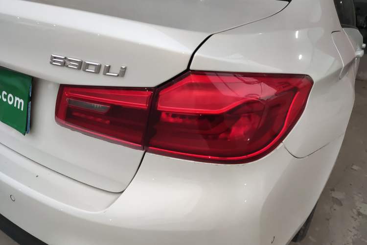 Used BMW 5 Series 2019 Restyled 525Li M Sport Package
