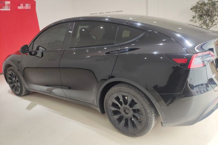 Used Tesla Model Y 2023 Rear-Wheel-Drive Version
