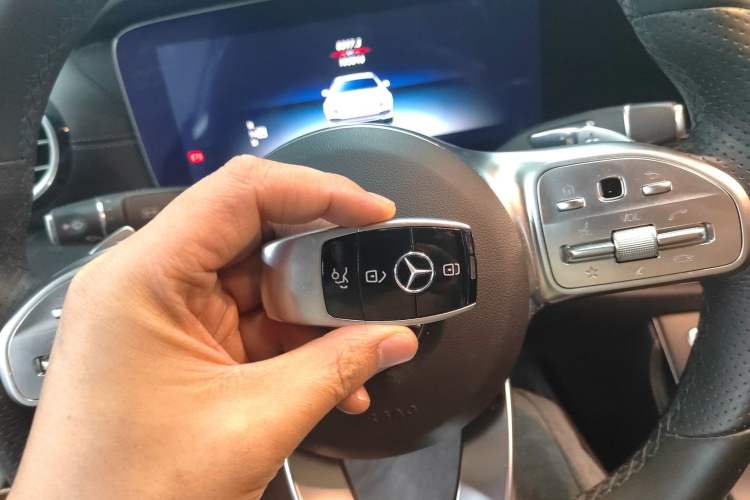 Used Mercedes-Benz E-Class 2019 E 300 L Sport Luxury Edition
