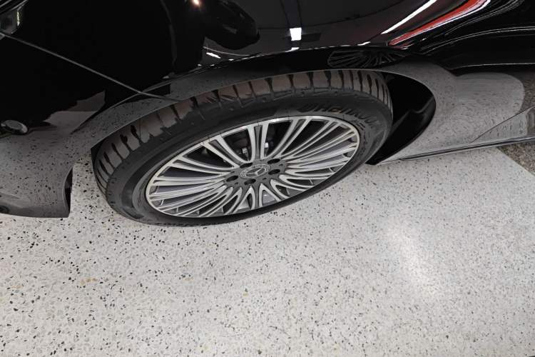 Used Mercedes-Benz E-Class 2023 E 300 L Luxury Model
